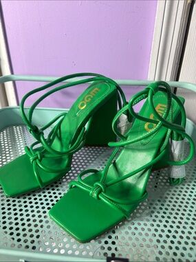 EGO Bright Green Strappy Square-Toe Heels NWOT